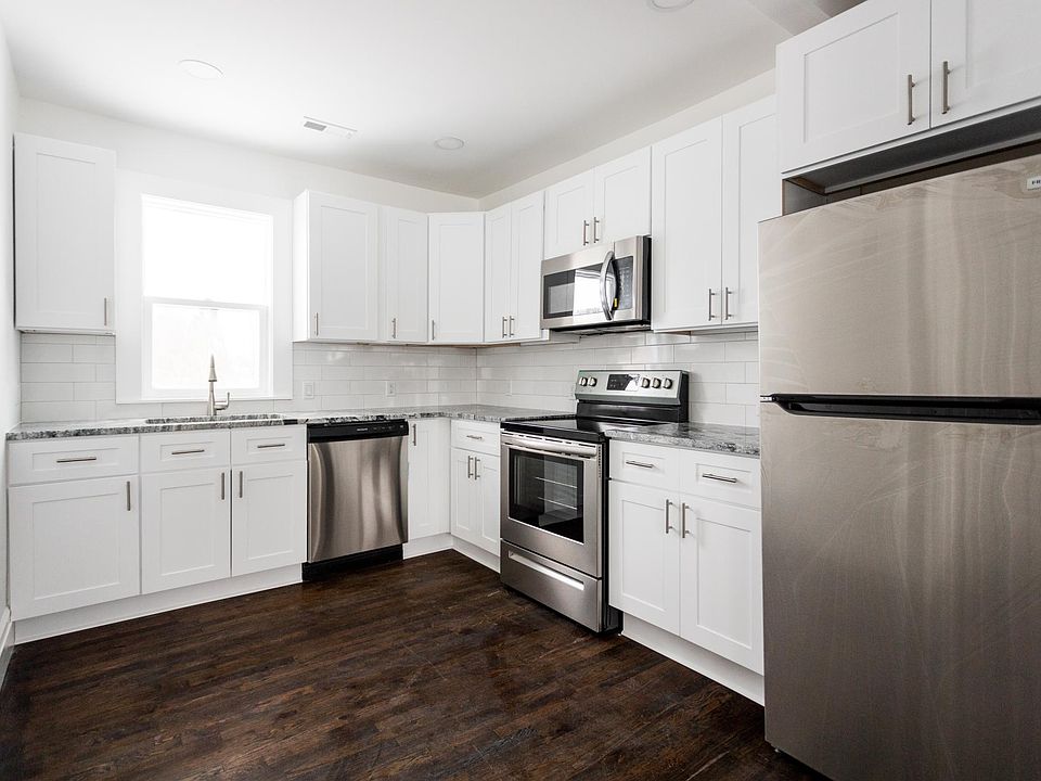 1st image of 500 Manistique St #1