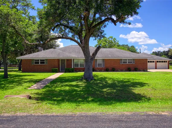 502 Cannon Rd, Victoria, TX 77904