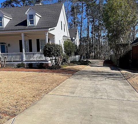 5th image of 885 River Bluff Rd