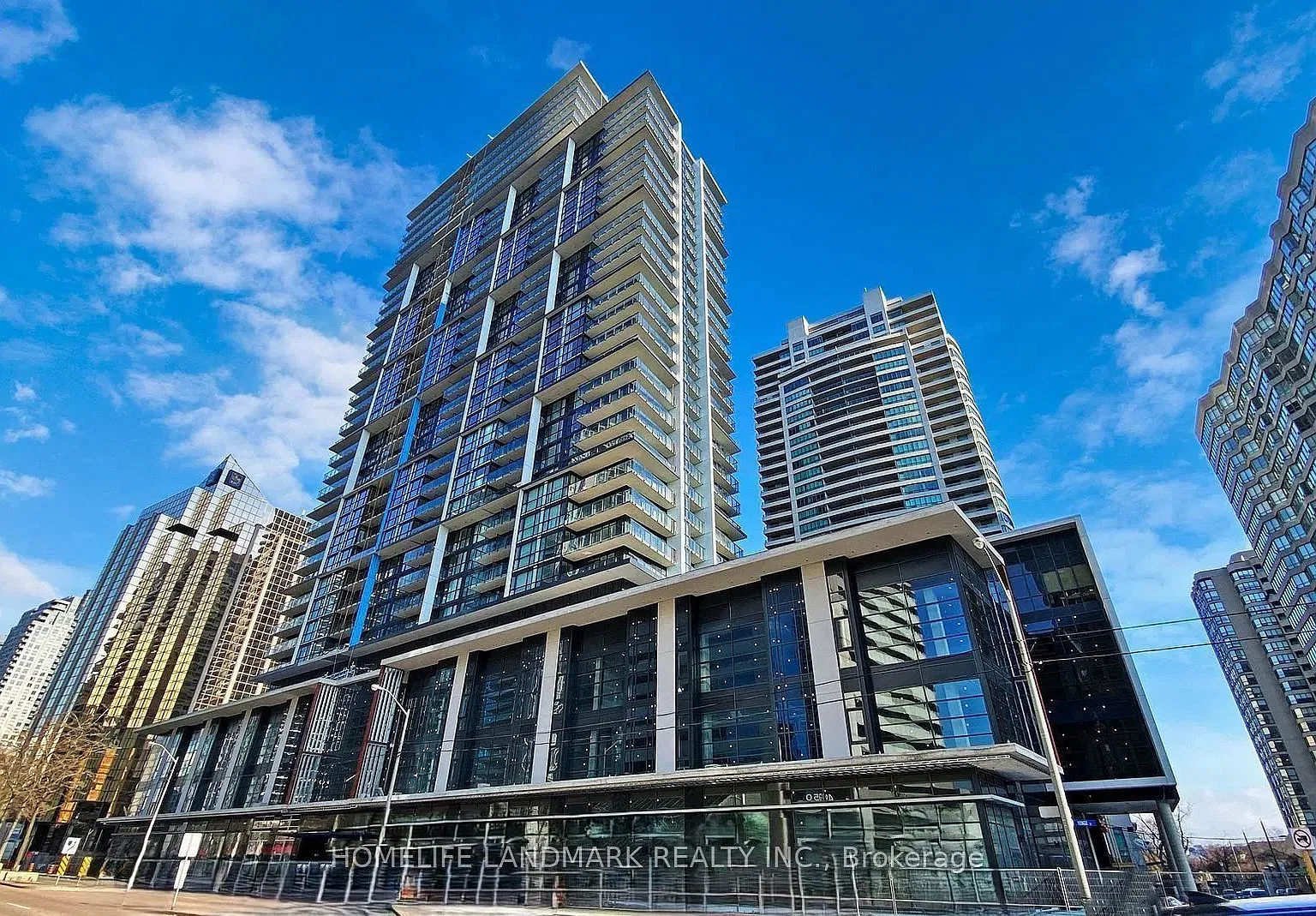 2 bed, $2,600 — Photo 2