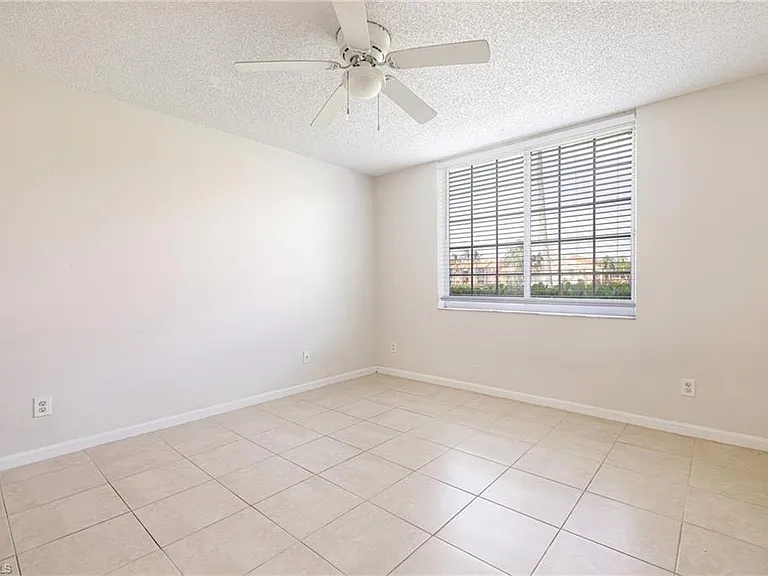 1265 Wildwood Lakes Blvd #106 — Photo 21
