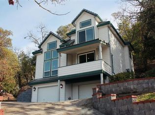 1620 NE Terrace Dr, Grants Pass, OR 97526