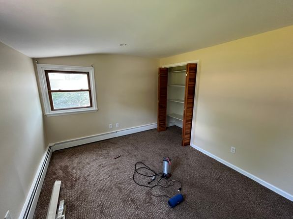 615 Floral Pl