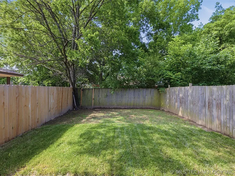 1407 W Haskell St — Photo 19
