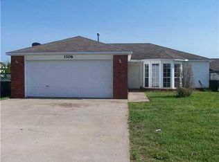 1106 Flynt St, Siloam Springs, AR 72761