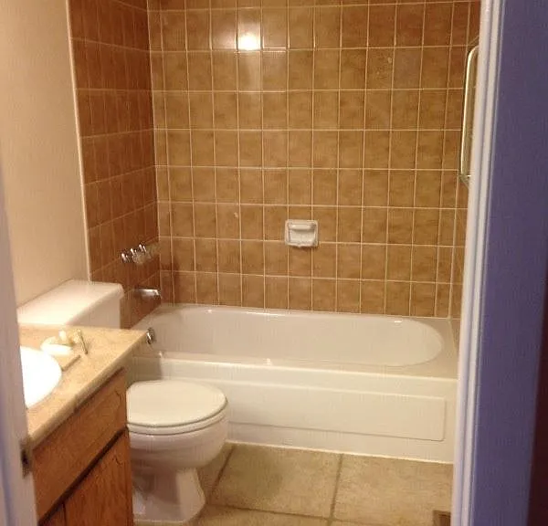 2 full bath rooms