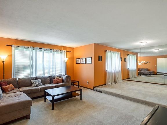 3rd image of 5350 Brainard Dr