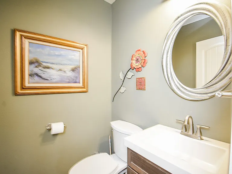 330 N Dixie Dr #A — Photo 11