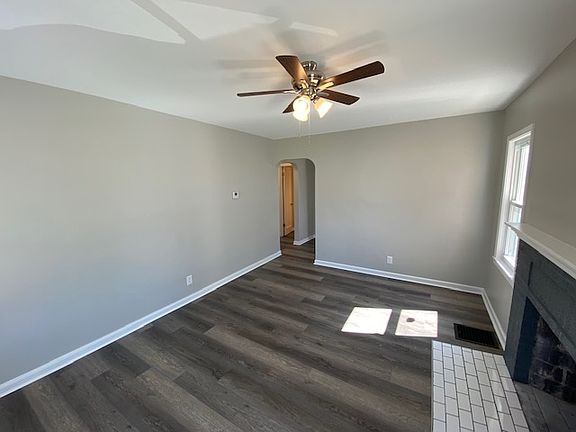 3rd image of 520 S Weyant Ave