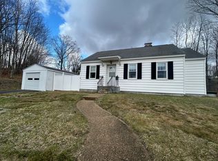 73 Sand St, Gardner, MA 01440