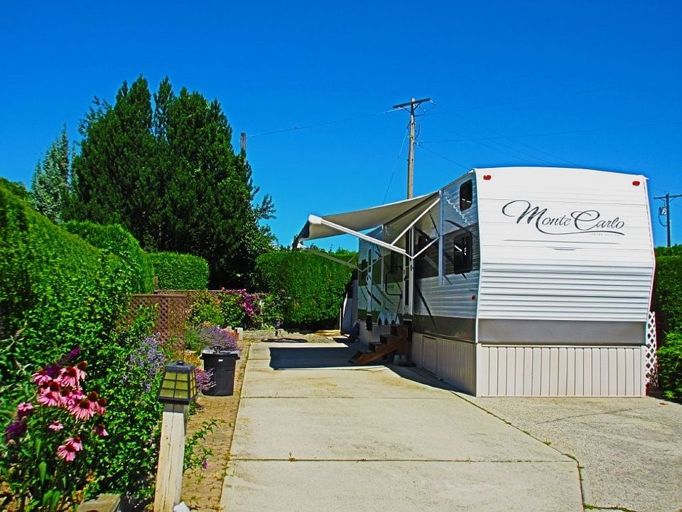 1st image of 415 Commonwealth Rd Unit 301