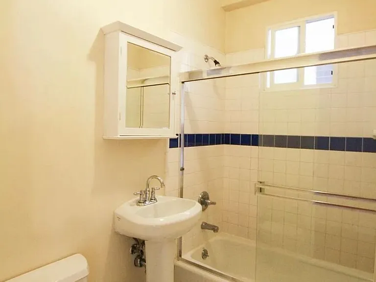 625 Leavenworth Street — Photo 7