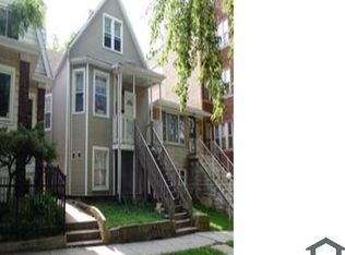 9122 S Essex Ave, Chicago, IL 60617