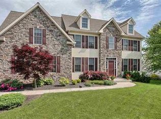 214 Shirley Ln, Boiling Springs, PA 17007
