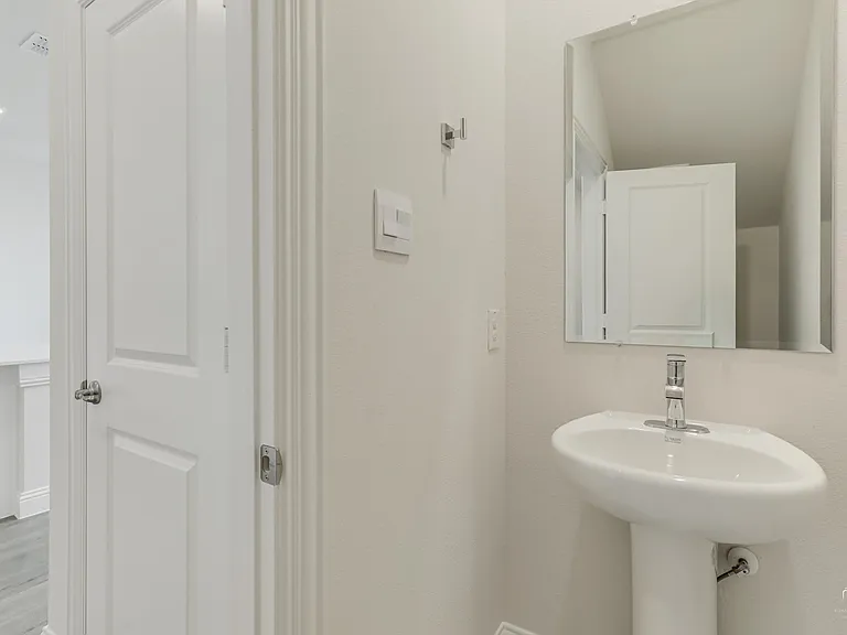 1506 Lake District Dr — Photo 10