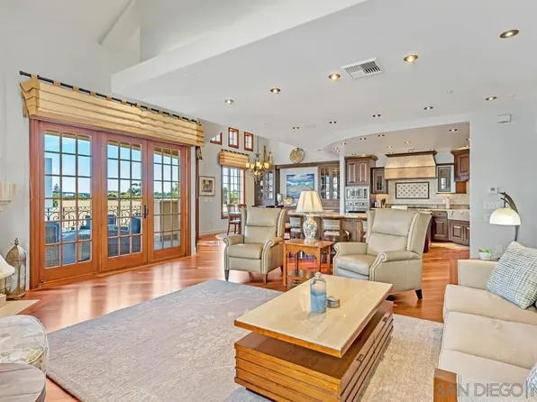 120 C Ave Unit 307, Coronado, CA 92118