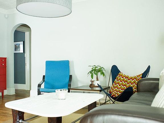 Living room with view to hallway