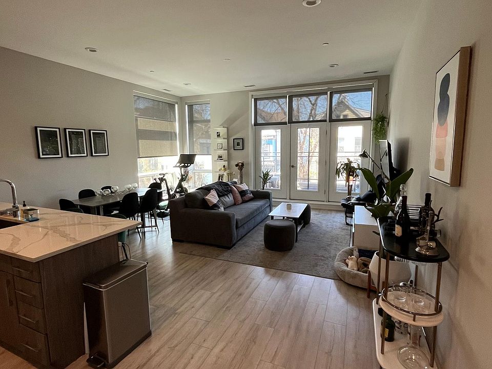 1st image of 1955 N Richmond St #203