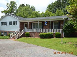 472 Mockingbird Ln, Spartanburg, SC 29307