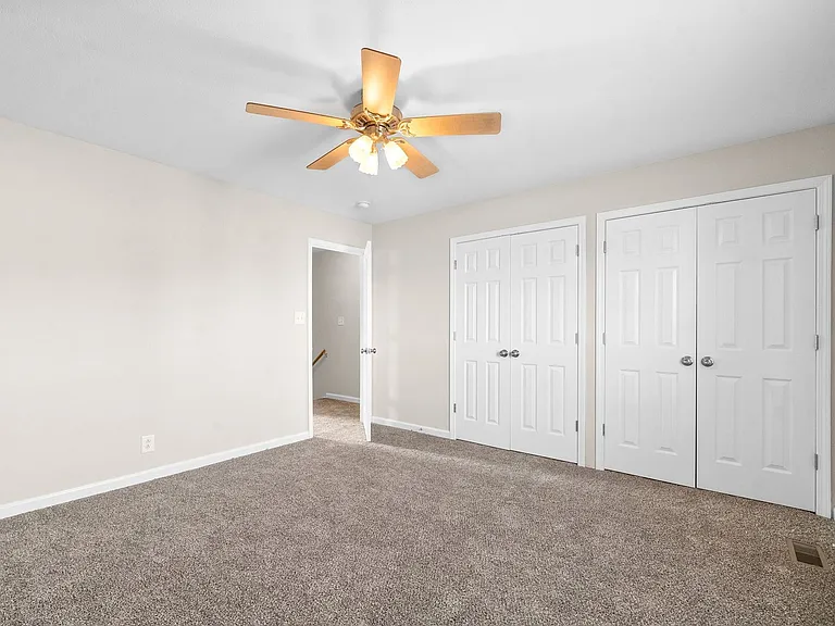2 Bedroom Pet Friendly Townhome For Rent in Sango! — Photo 18