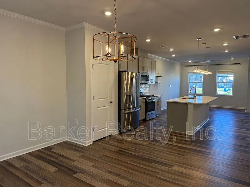 2 bed, 2.5 bath, 1518 sqft, $1,725 — Photo 3