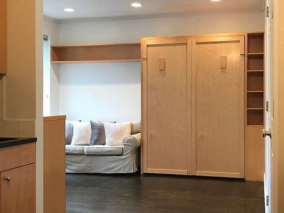 4th image of 236 E 78th St APT 5C