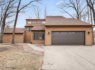 9317 Blue Ash Ct, Fort Wayne, IN 46804