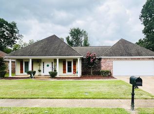 479 Huntington Dr, Jackson, MS 39272