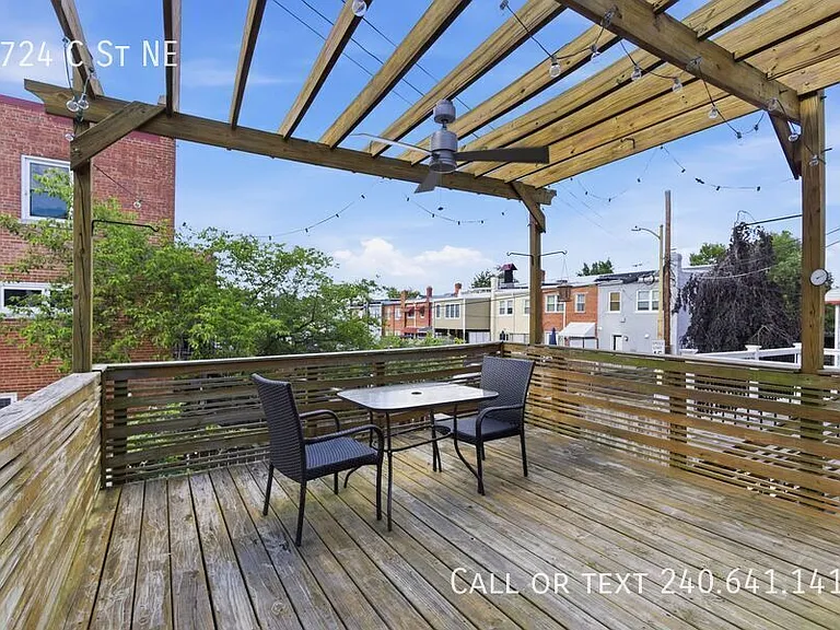 1724 C St NE — Photo 18
