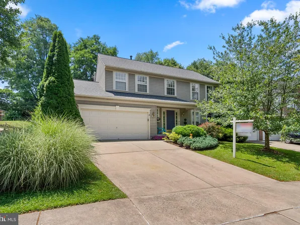 18462 Crownsgate Cir, Germantown, MD 20874