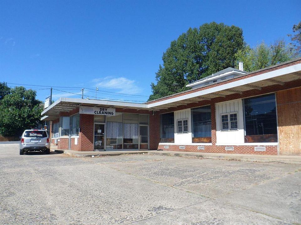 1st image of 2300 Fort Ave