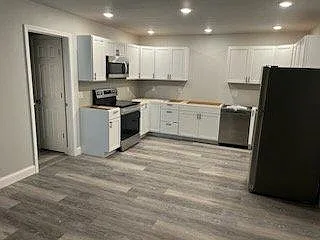 408 Academy Street - #1 - Main floor front — Photo 3