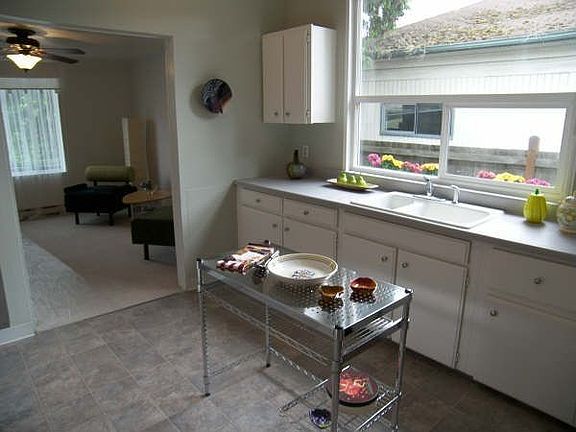 Kitchen lookinginto living room