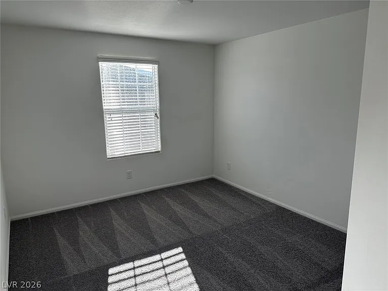 512 Ylang Pl — Photo 12