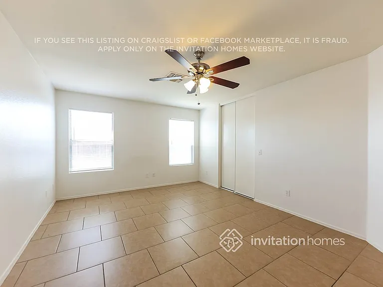 11509 W Wethersfield Rd — Photo 10