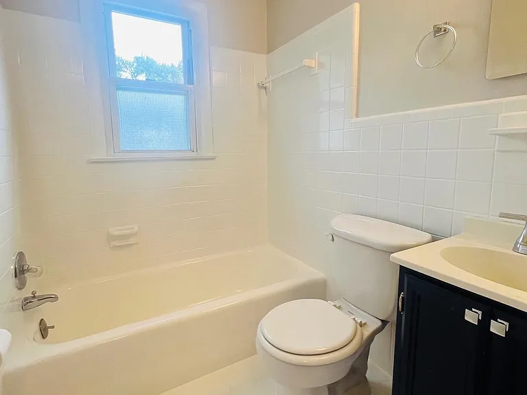 407 Anderson Ave — Photo 19