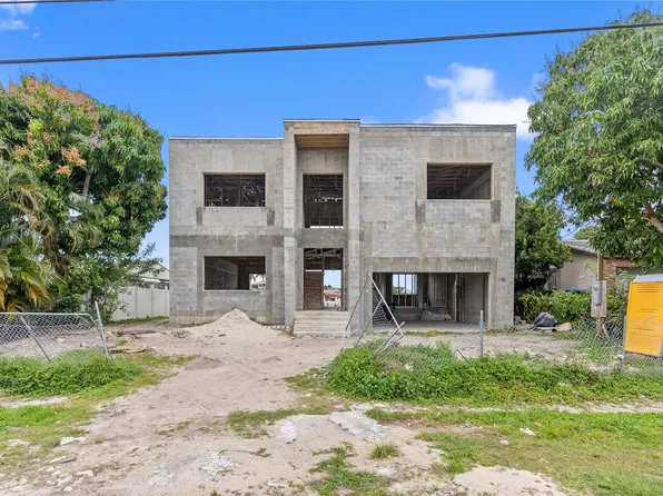 2811 Mckinley Street, Hollywood, FL 33020