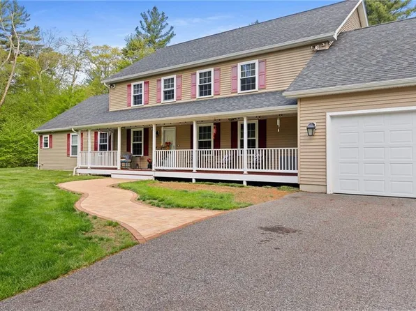 799 Chestnut Hill Rd, Glocester, RI 02814