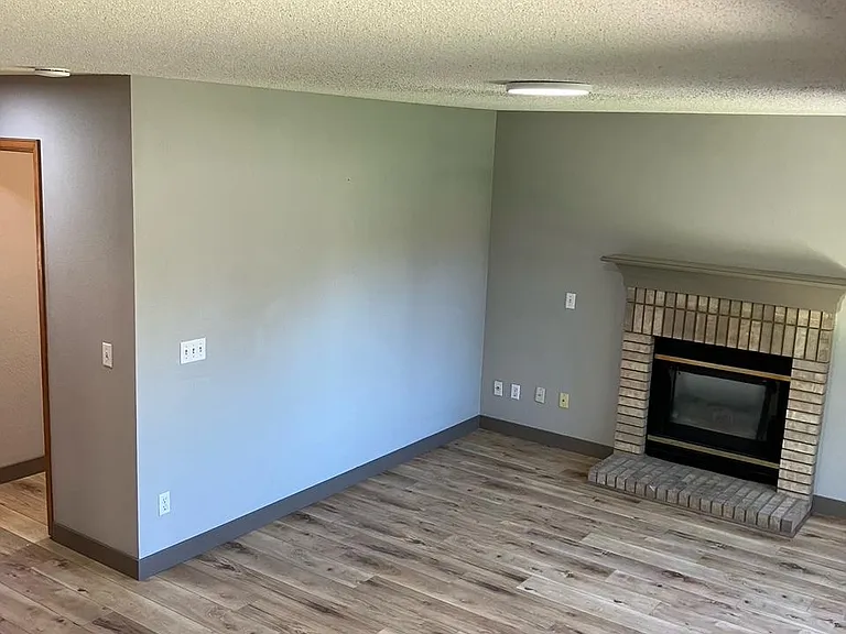2726 Lear Dr — Photo 20