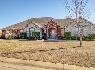 8108 Vintage Trace Dr, Claremore, OK 74019