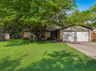 2623 Mimosa Park Dr, Richland Hills, TX 76118
