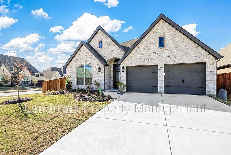 1st image of 1824 Buckeye Ln