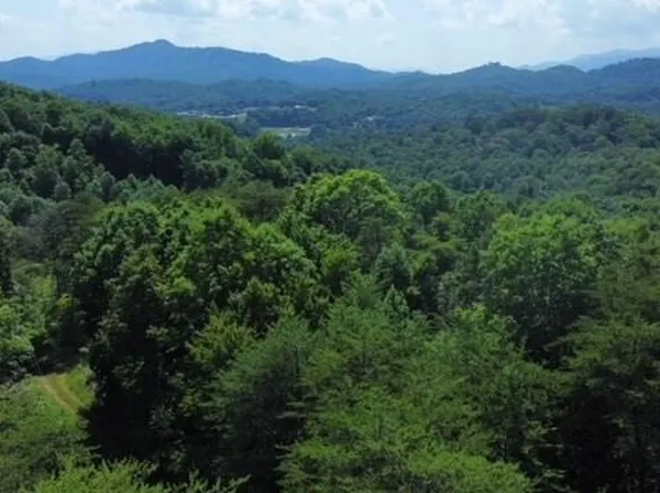147 Ball Rd, Bryson City, NC 28713