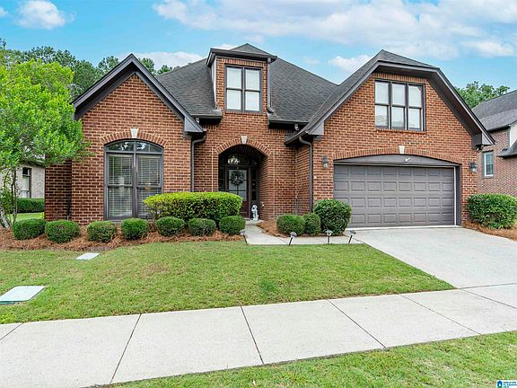 2nd image of 209 Courtside Dr