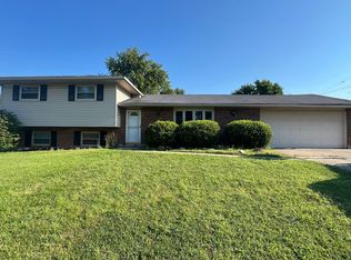 2910 Whitney Ln, Fairfield, OH 45014