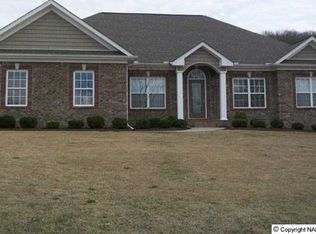 81 Emory Dr, Decatur, AL 35603