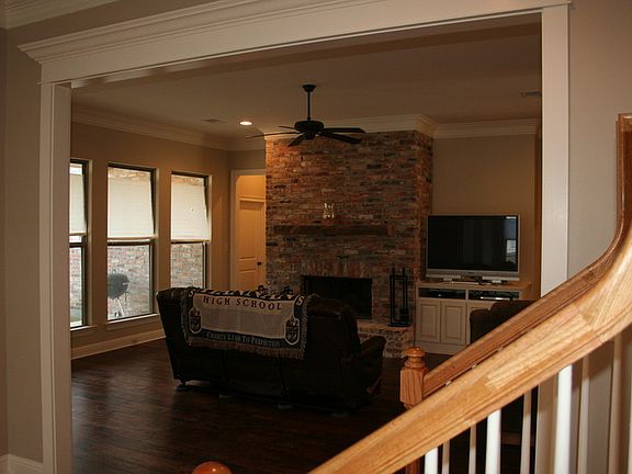 4th image of 216 Grande Maison Blvd