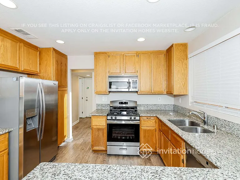 1729 Splinter Rock Way — Photo 8