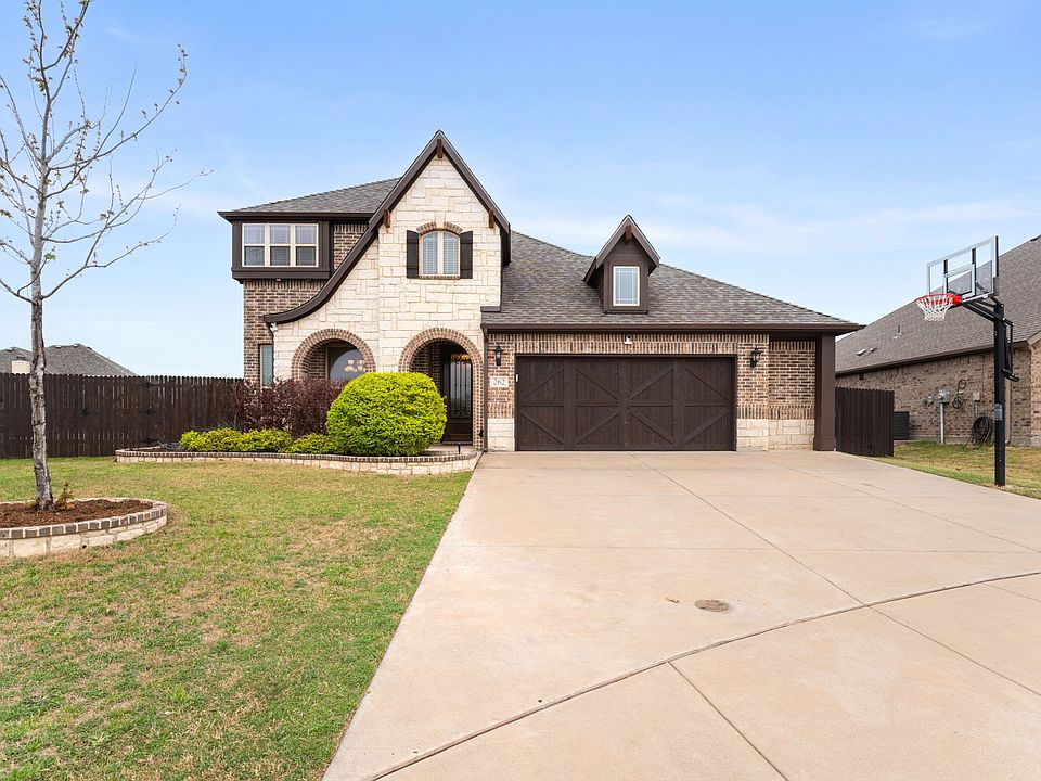 1st image of 262 Firelight Dr
