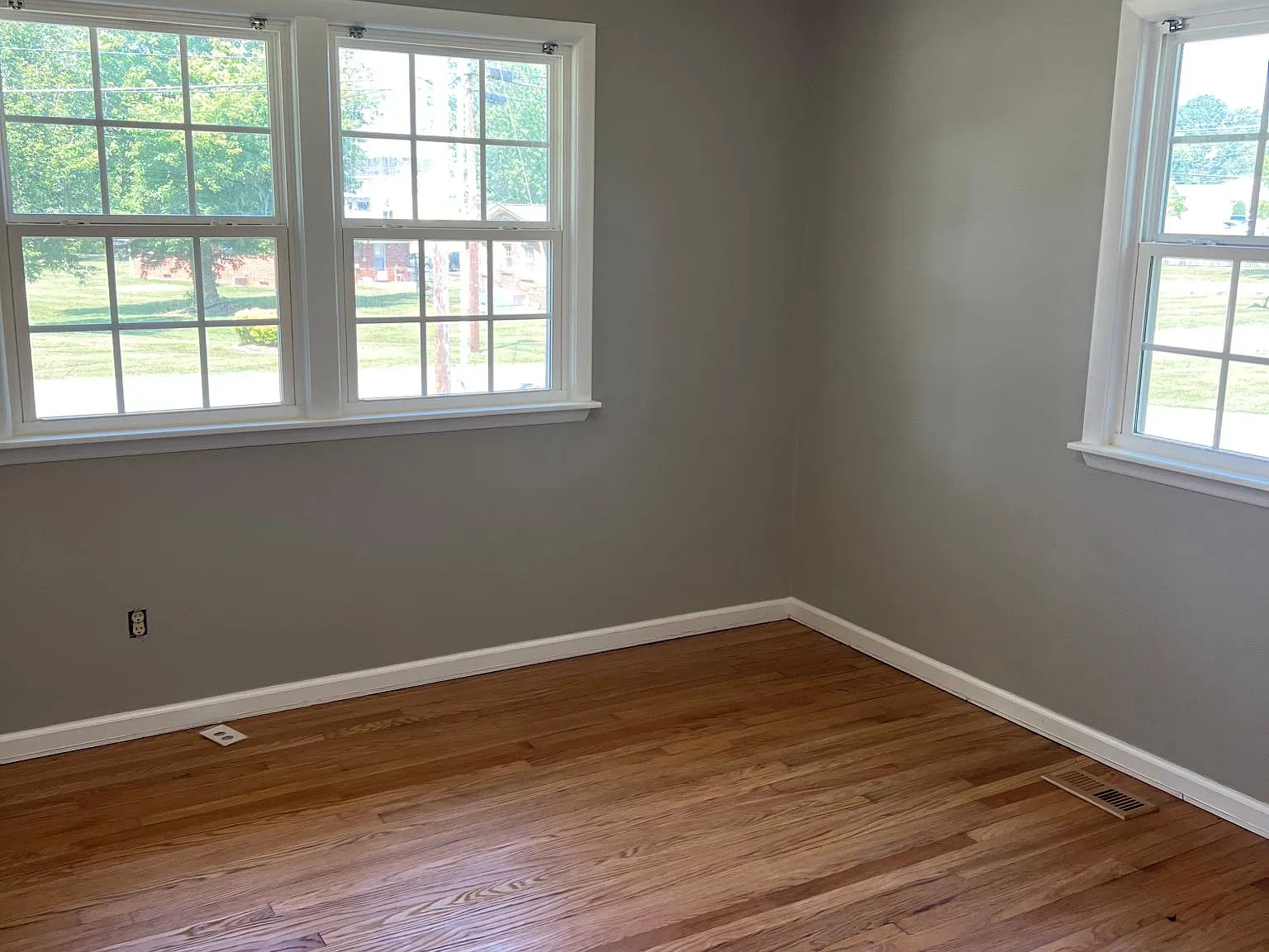4 bed, 2.5 bath, 1755 sqft, $2,000 — Photo 4